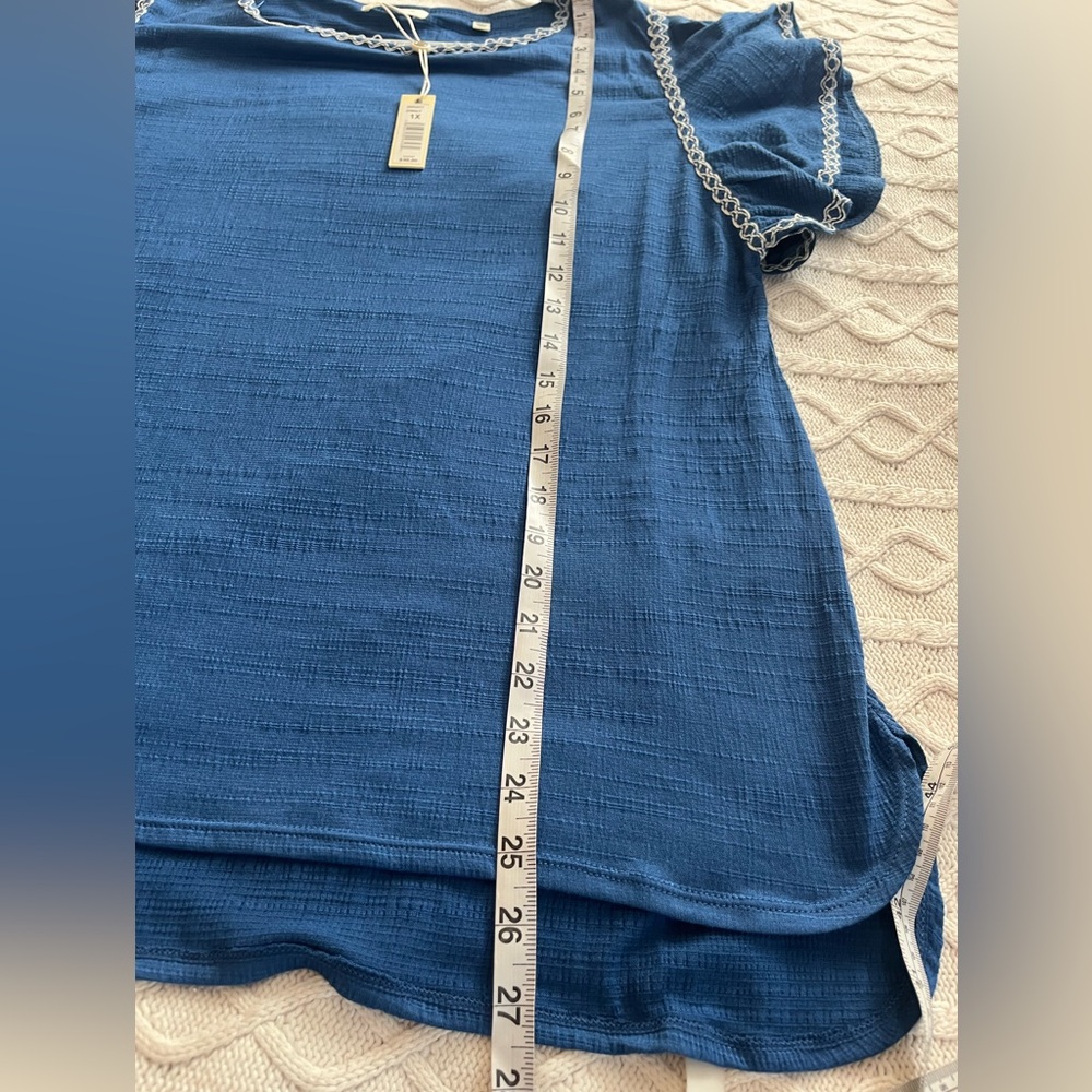 Max Studio Royal Blue Blouse with White Accents Ruffle Sleeve Size 1X - Picture 12 of 15